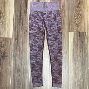 Gymshark Camo Leggings - Maroon